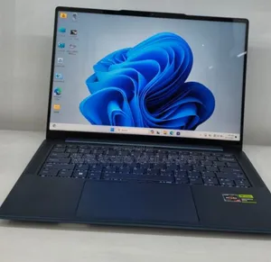 New Laptop Lenovo Yoga 7i 16GB Intel Core i7 SSD 512GB