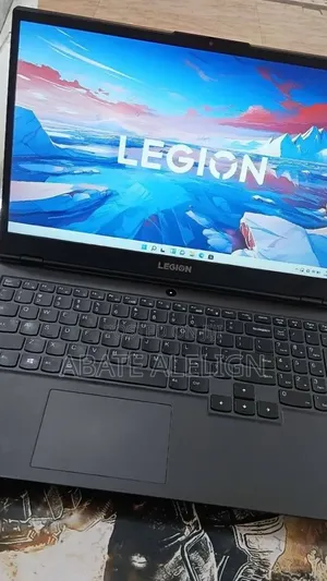 New Laptop Lenovo Y70 16GB Intel Core i7 SSD 512GB