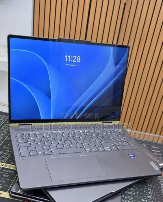 New Laptop Lenovo ThinkPad P40 Yoga 16GB Intel Core Ultra 7 SSD 512GB