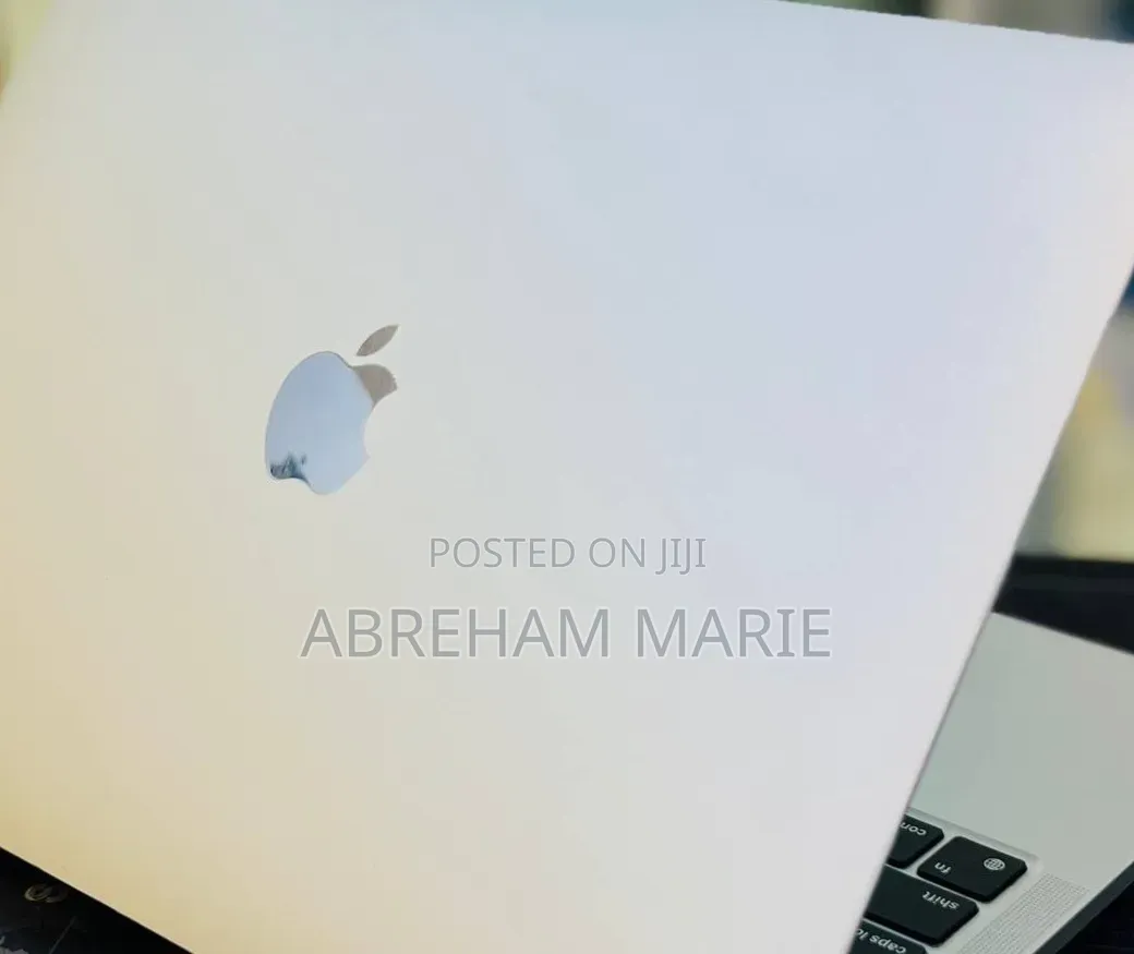 New Laptop Apple MacBook Pro 2021 M1 16GB Apple M1 Pro SSD 256GB