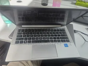 Laptop HP EliteBook 830 G7 16GB Intel Core i5 SSD 512GB