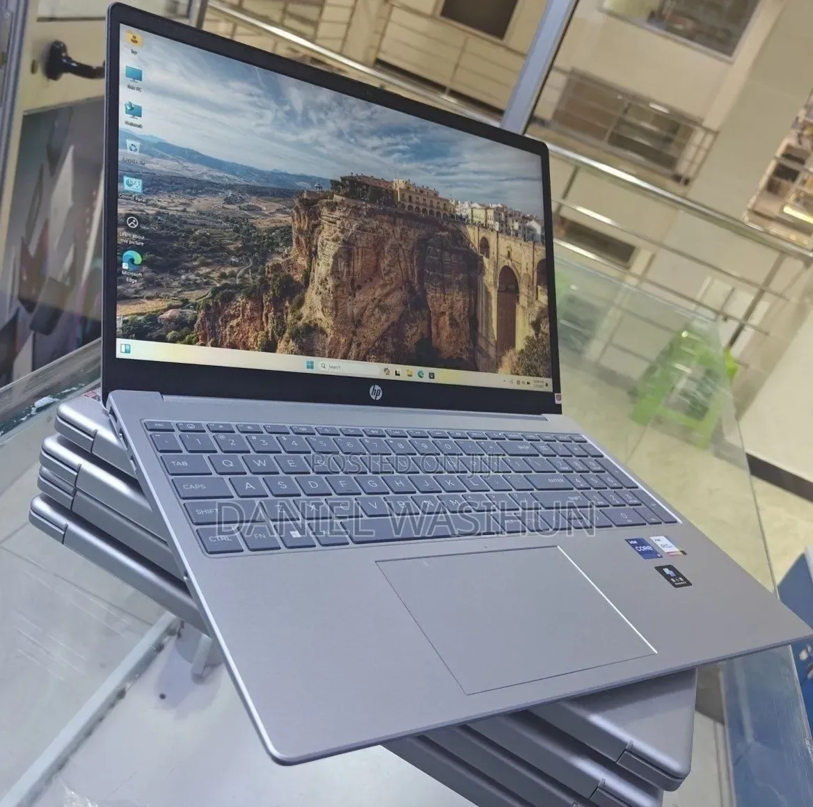 New Laptop HP Stream Notebook 16GB Intel Core i5 SSD 1T