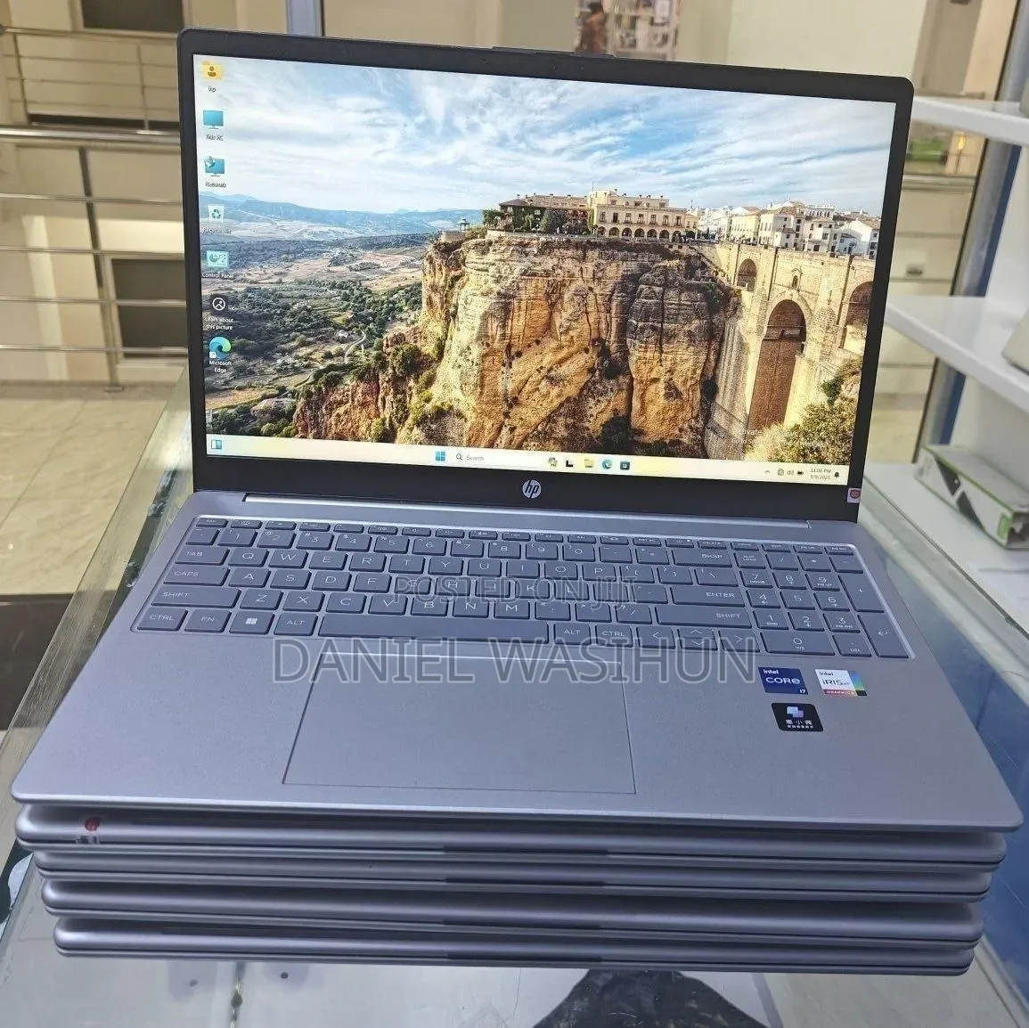 New Laptop HP Stream Notebook 16GB Intel Core i5 SSD 1T