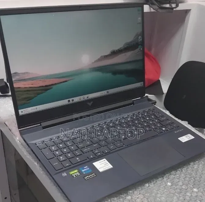 New Laptop HP Victus 15 16GB Intel Core i7 SSD 512GB