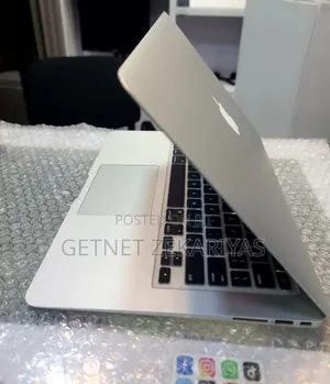 New Laptop Apple MacBook Air 2017 8GB Intel Core i5 SSD 128GB