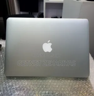 New Laptop Apple MacBook Air 2017 8GB Intel Core i5 SSD 128GB