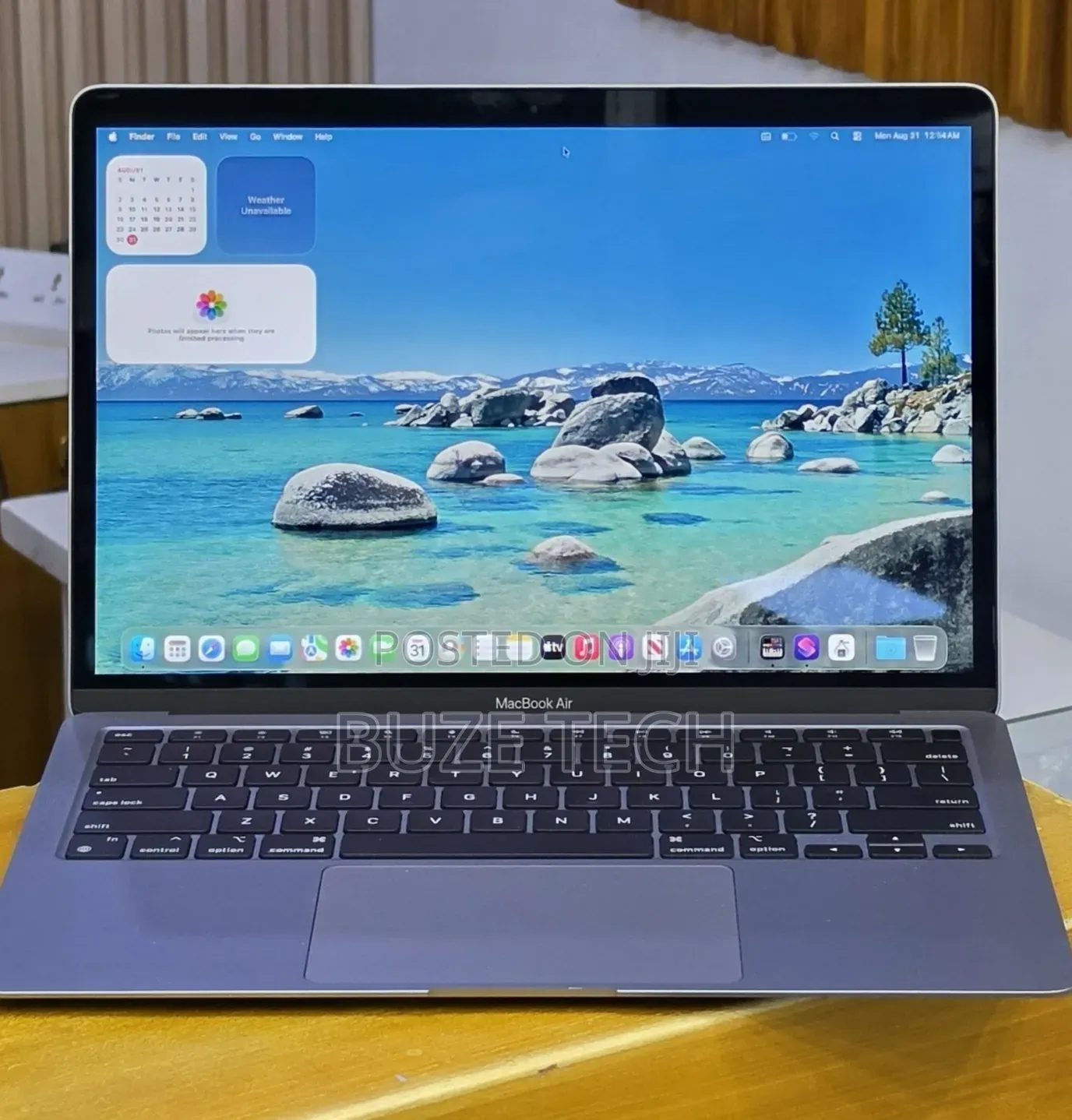New Laptop Apple MacBook Air 2020 M1 16GB Apple M1 SSD 512GB