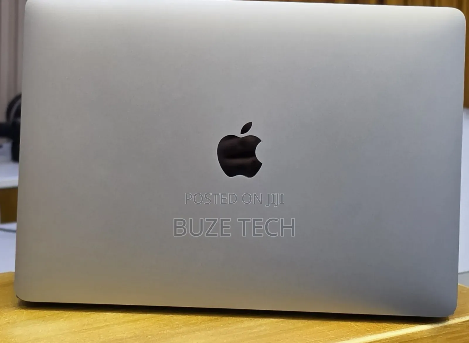New Laptop Apple MacBook Air 2020 M1 16GB Apple M1 SSD 512GB