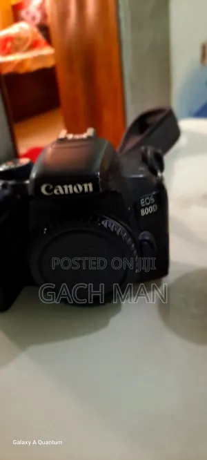 Canon 800d