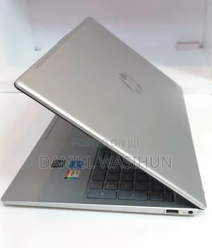 New Laptop HP Stream Notebook 16GB Intel Core i5 SSD 1T
