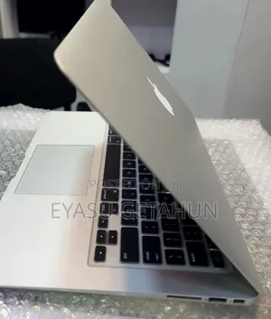 New Laptop Apple MacBook Air 2017 8GB Intel Core i5 SSD 128GB