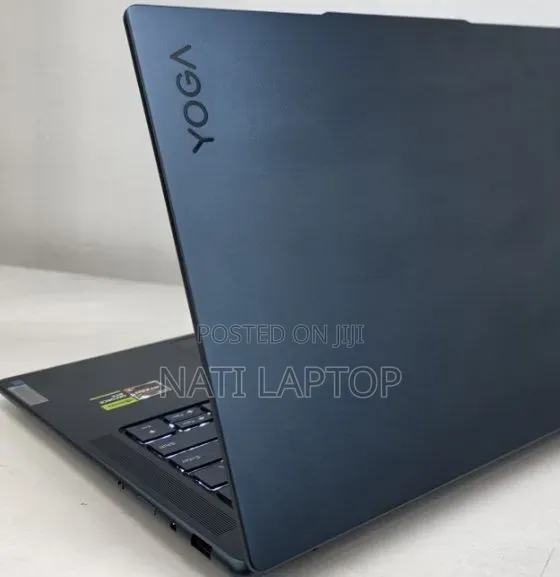 New Laptop Lenovo 16GB AMD Ryzen 7 SSD 512GB