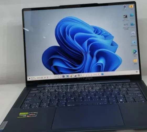 New Laptop Lenovo 16GB AMD Ryzen 7 SSD 512GB
