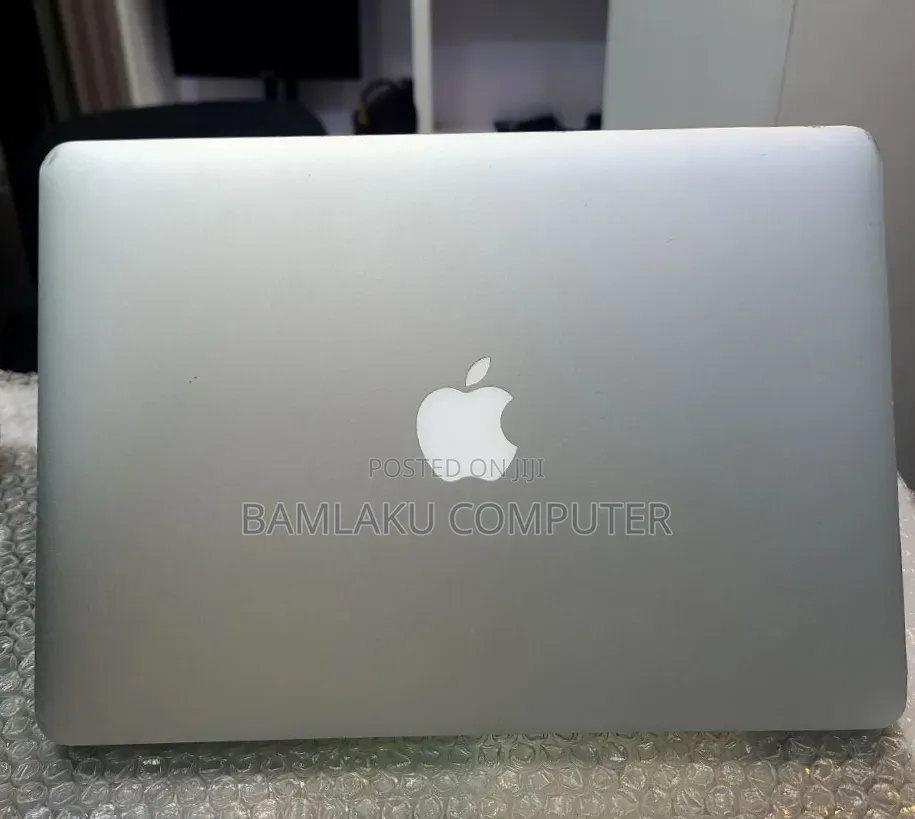 New Laptop Apple MacBook Air 2017 8GB Intel Core i5 SSD 128GB