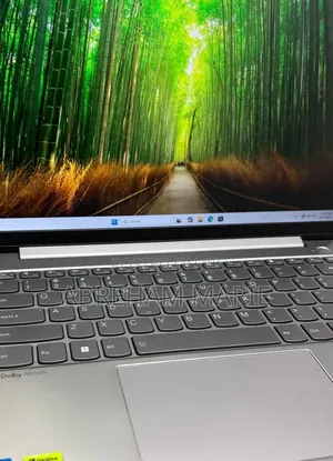 New Laptop Lenovo ThinkBook 13 16GB Intel Core i7 SSD 512GB