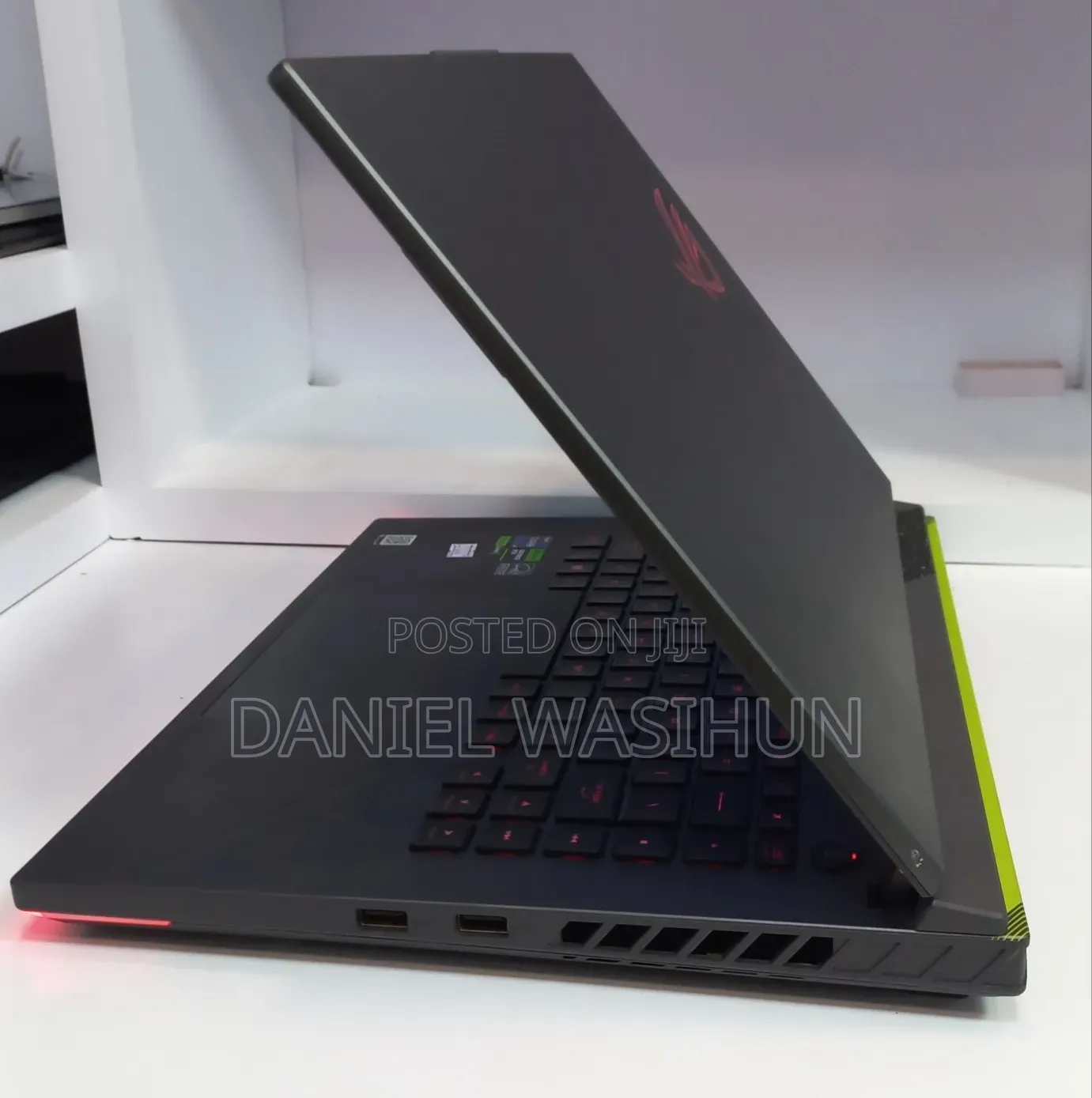 New Laptop Asus ROG Strix G15 16GB Intel Core i9 SSD 1T