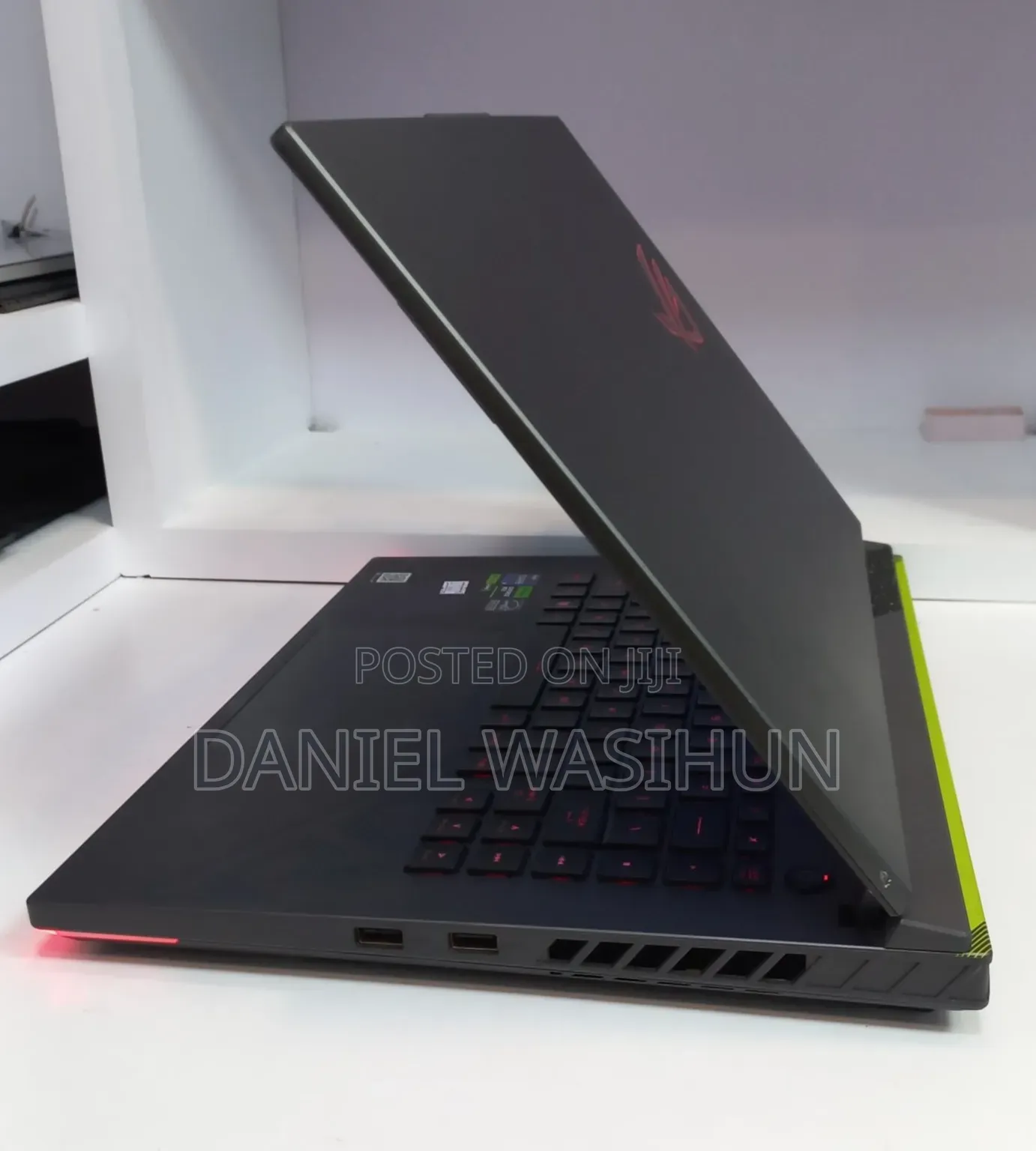 New Laptop Asus ROG Strix G15 16GB Intel Core i9 SSD 1T
