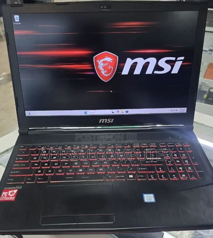 New Laptop MSI GP75 Leopard 16GB Intel Core i7 SSD 256GB