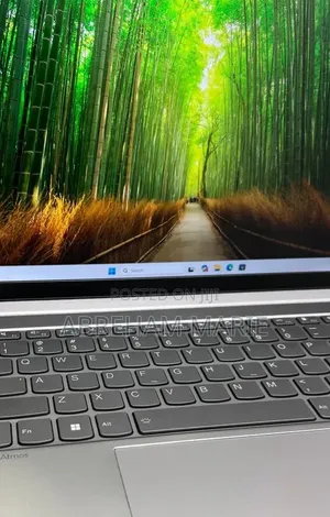 New Laptop Lenovo ThinkBook 13 16GB Intel Core i7 SSD 512GB