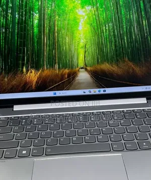 New Laptop Lenovo ThinkBook 13 16GB Intel Core i7 SSD 512GB
