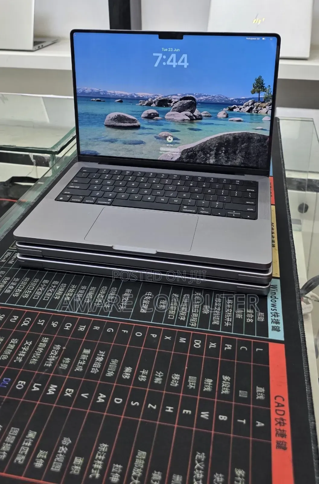 New Laptop Apple MacBook Pro 2021 M1 32GB Apple M1 Pro SSD 512GB