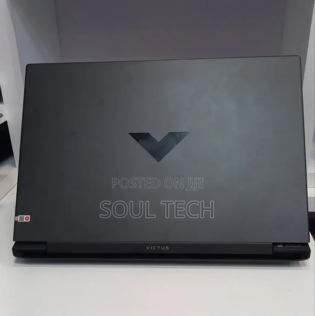 New Laptop HP Victus 16 16GB Intel Core i7 SSD 1T