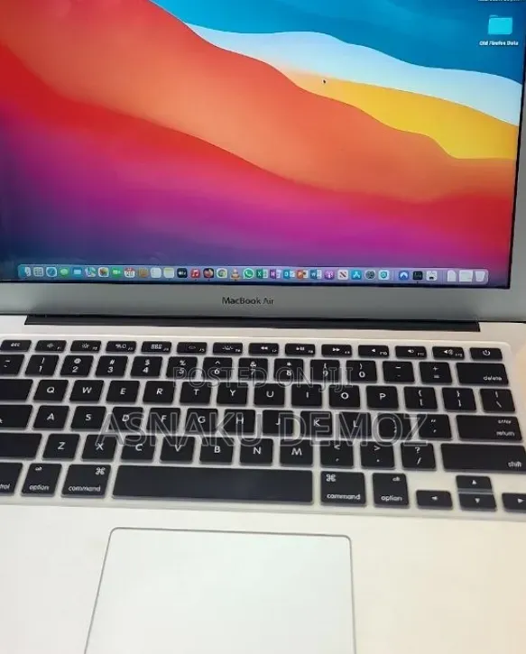 New Laptop Apple MacBook Air 2017 8GB Intel Core i5 SSD 128GB