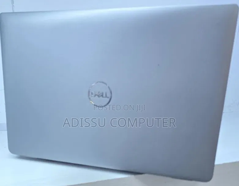 New Laptop Dell Precision 5540 16GB Intel Core i5 SSD 256GB