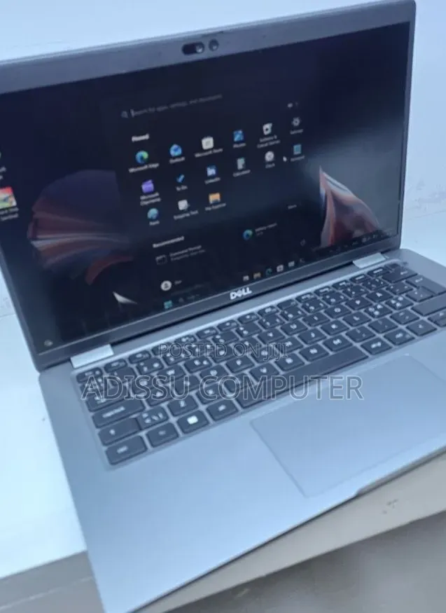 New Laptop Dell Precision 5540 16GB Intel Core i5 SSD 256GB