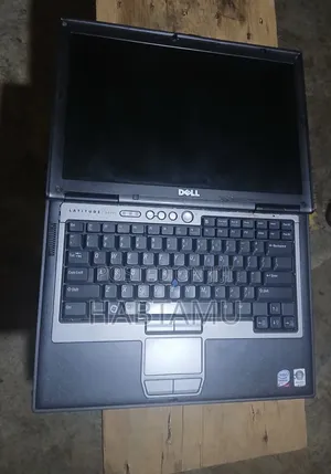 Laptop Dell Latitude D630 2GB Intel Core 2 Duo HDD 320GB