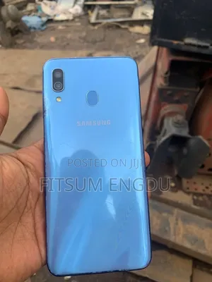 Samsung Galaxy A30 64 GB Blue