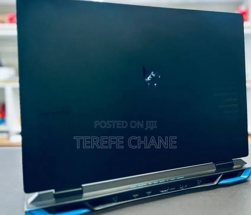 New Laptop Acer Predator Helios 18 PH18-71 16GB Intel Core i9 SSD 1T