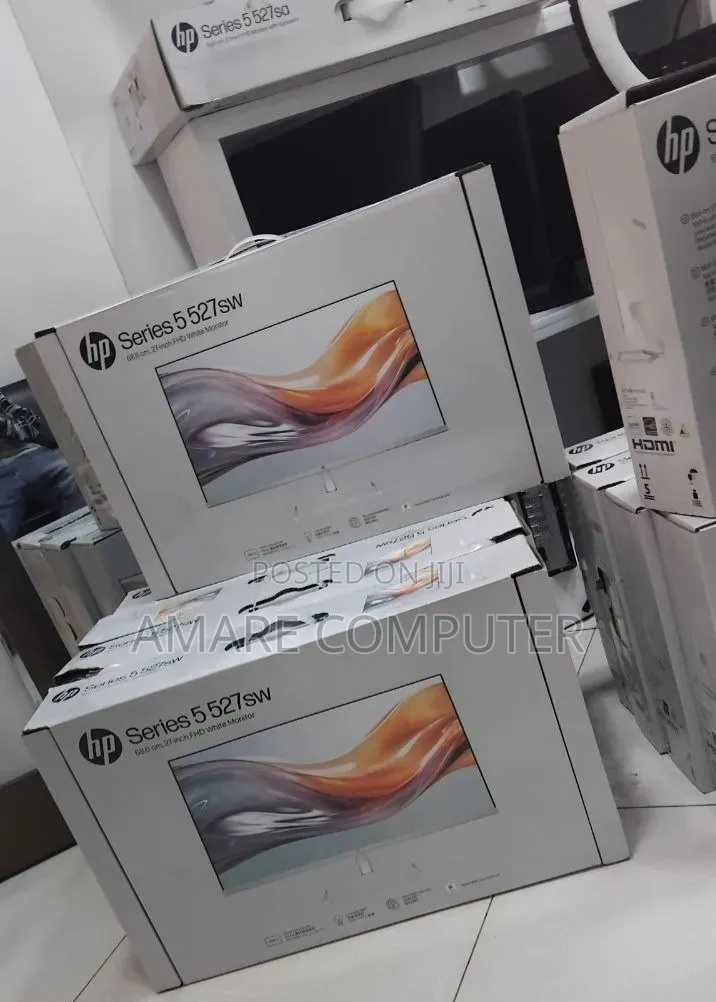 HP White Monitor