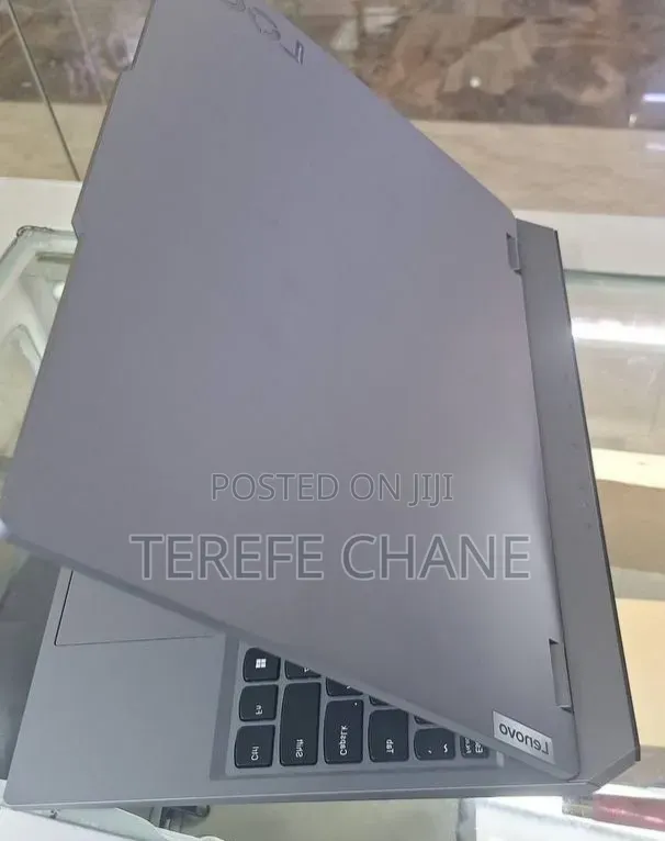 New Laptop Lenovo LOQ 15ARP9 16GB AMD Ryzen 5 SSD 512GB