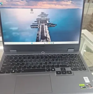 New Laptop Lenovo LOQ 15ARP9 16GB AMD Ryzen 5 SSD 512GB