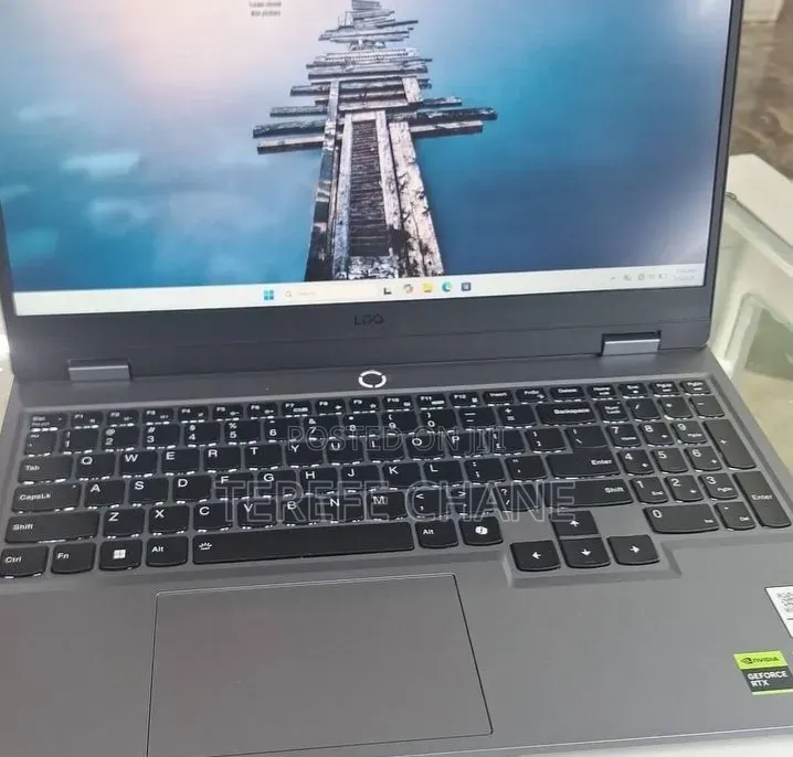 New Laptop Lenovo LOQ 15ARP9 16GB AMD Ryzen 5 SSD 512GB