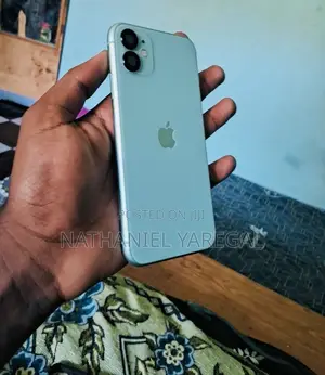 Apple iPhone 11 128 GB Green