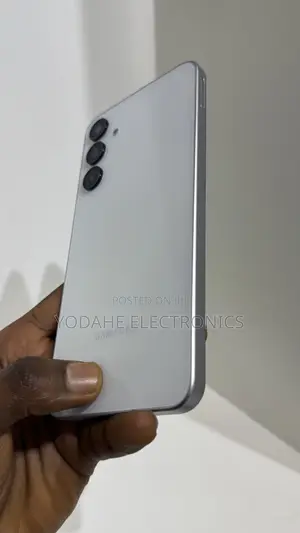New Samsung Galaxy A16 5G 128 GB White