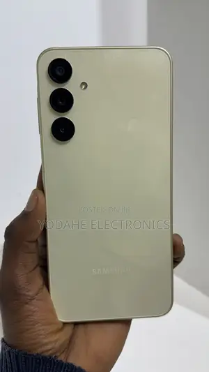 New Samsung Galaxy A16 5G 128 GB Yellow
