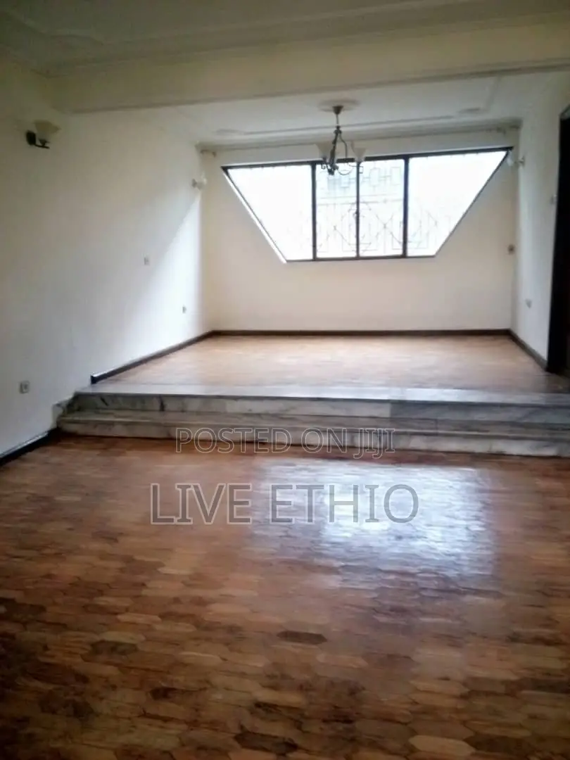 4bdrm House in Bole for rent