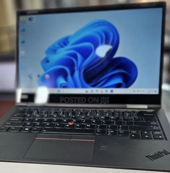 New Laptop Lenovo ThinkPad X1 Yoga 16GB Intel Core i7 SSD 512GB