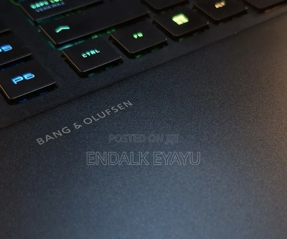 New Laptop HP Omen 17 16GB Intel Core i7 SSD 1T