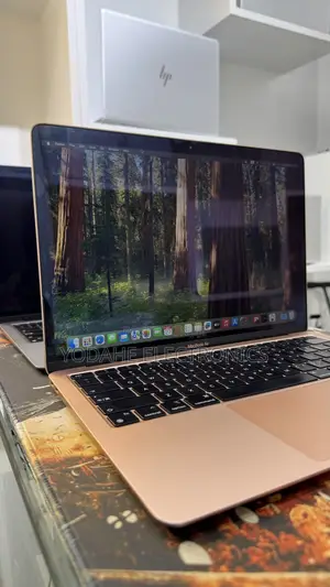 New Laptop Apple MacBook Air 2020 M1 8GB Apple M1 SSD 256GB