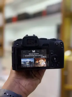 New Canon Eos RP
