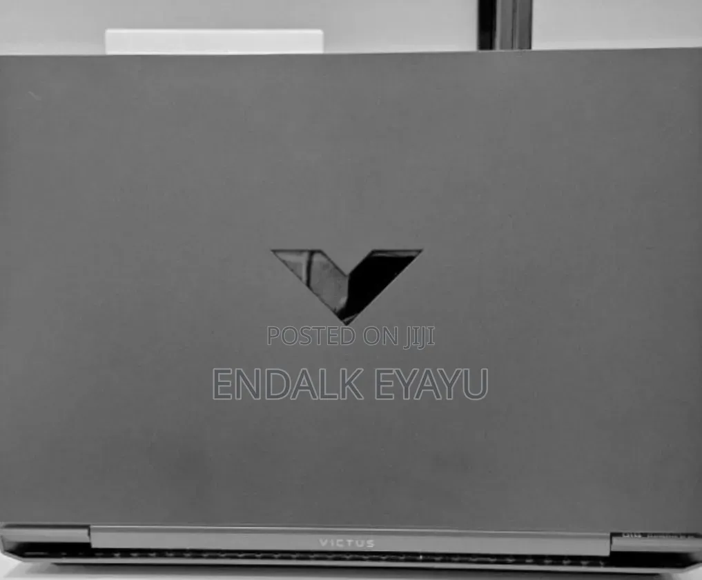 New Laptop HP Victus 16 16GB Intel Core i7 SSD 512GB