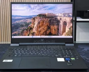 New Laptop HP Victus 16 16GB Intel Core i7 SSD 512GB