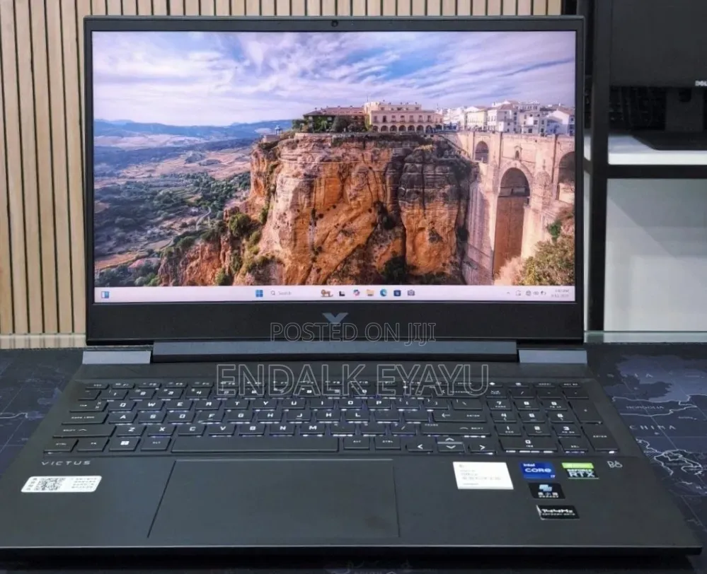 New Laptop HP Victus 16 16GB Intel Core i7 SSD 512GB