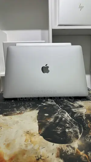 New Laptop Apple MacBook Air 2020 M1 8GB Apple M1 SSD 256GB