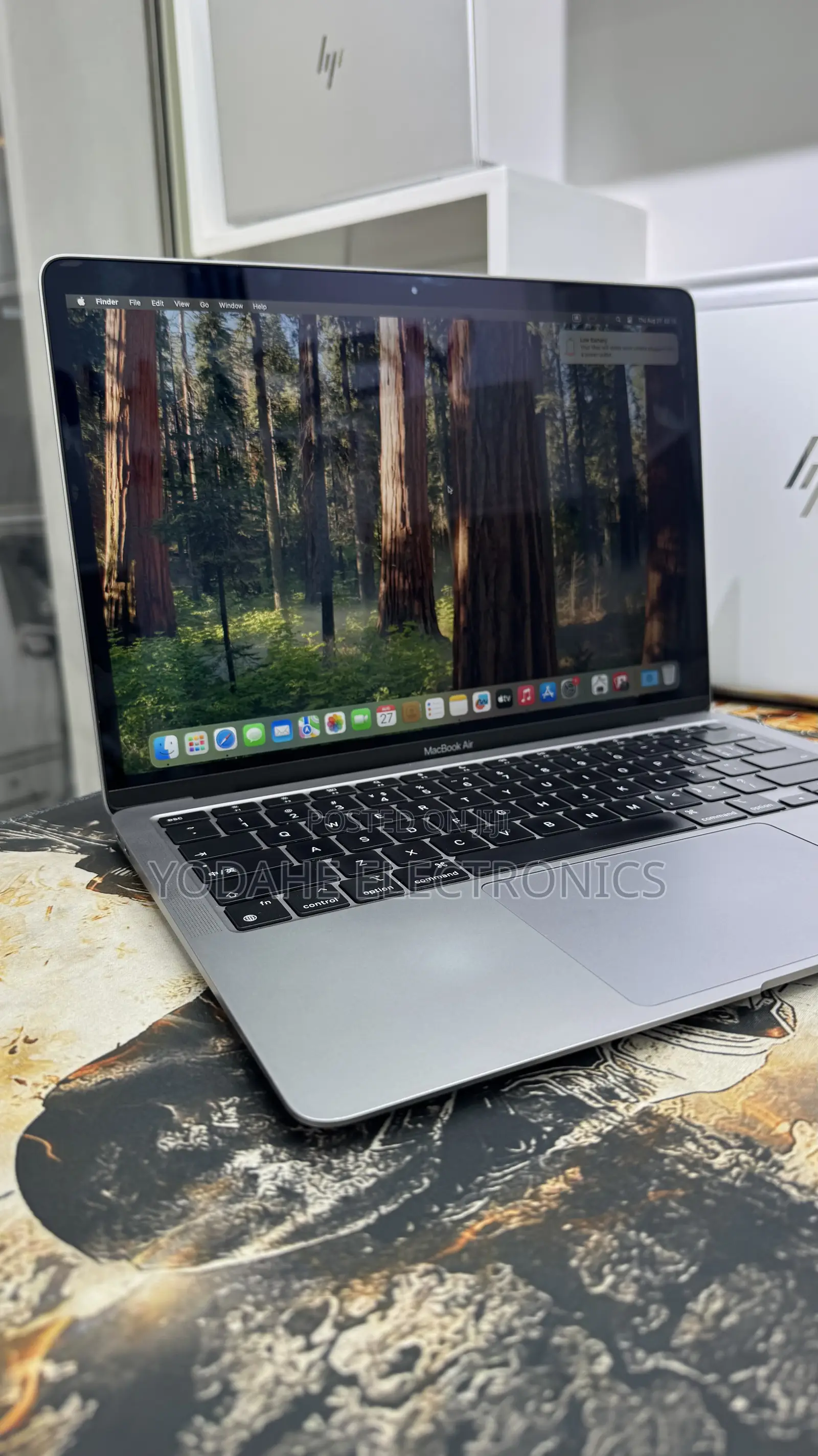 New Laptop Apple MacBook Air 2020 M1 8GB Apple M1 SSD 256GB