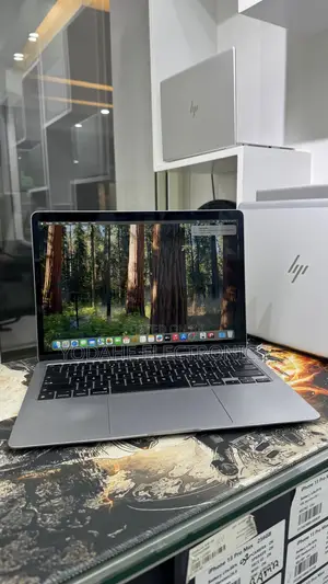 New Laptop Apple MacBook Air 2020 M1 8GB Apple M1 SSD 256GB